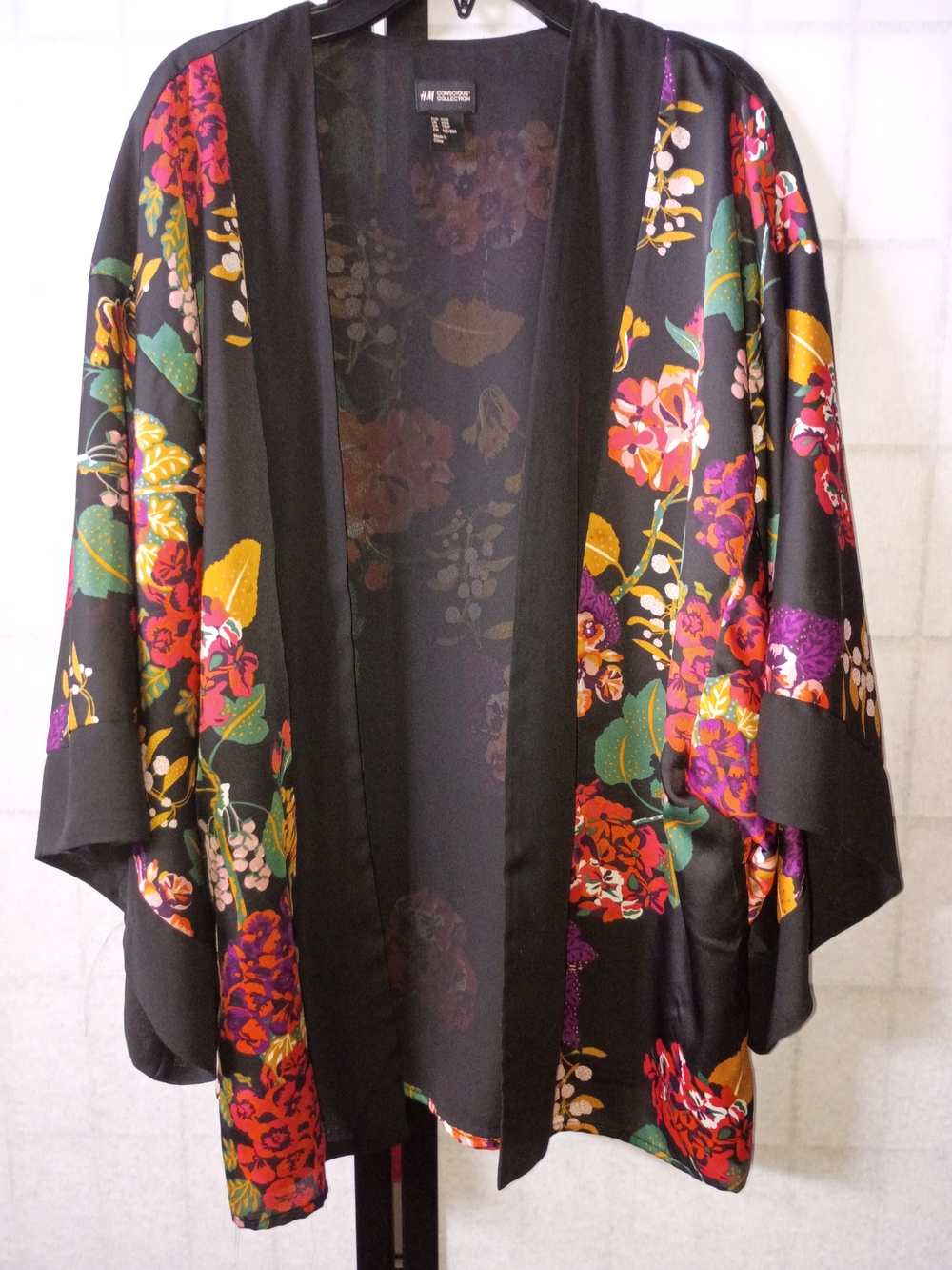 H&M Conscious Collection Kimono - Black with Multicolor Flowers